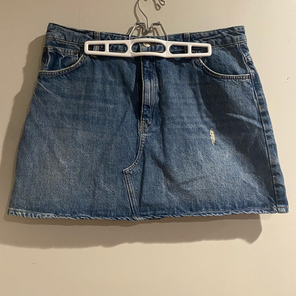 Stylish Blue Denim Skirt